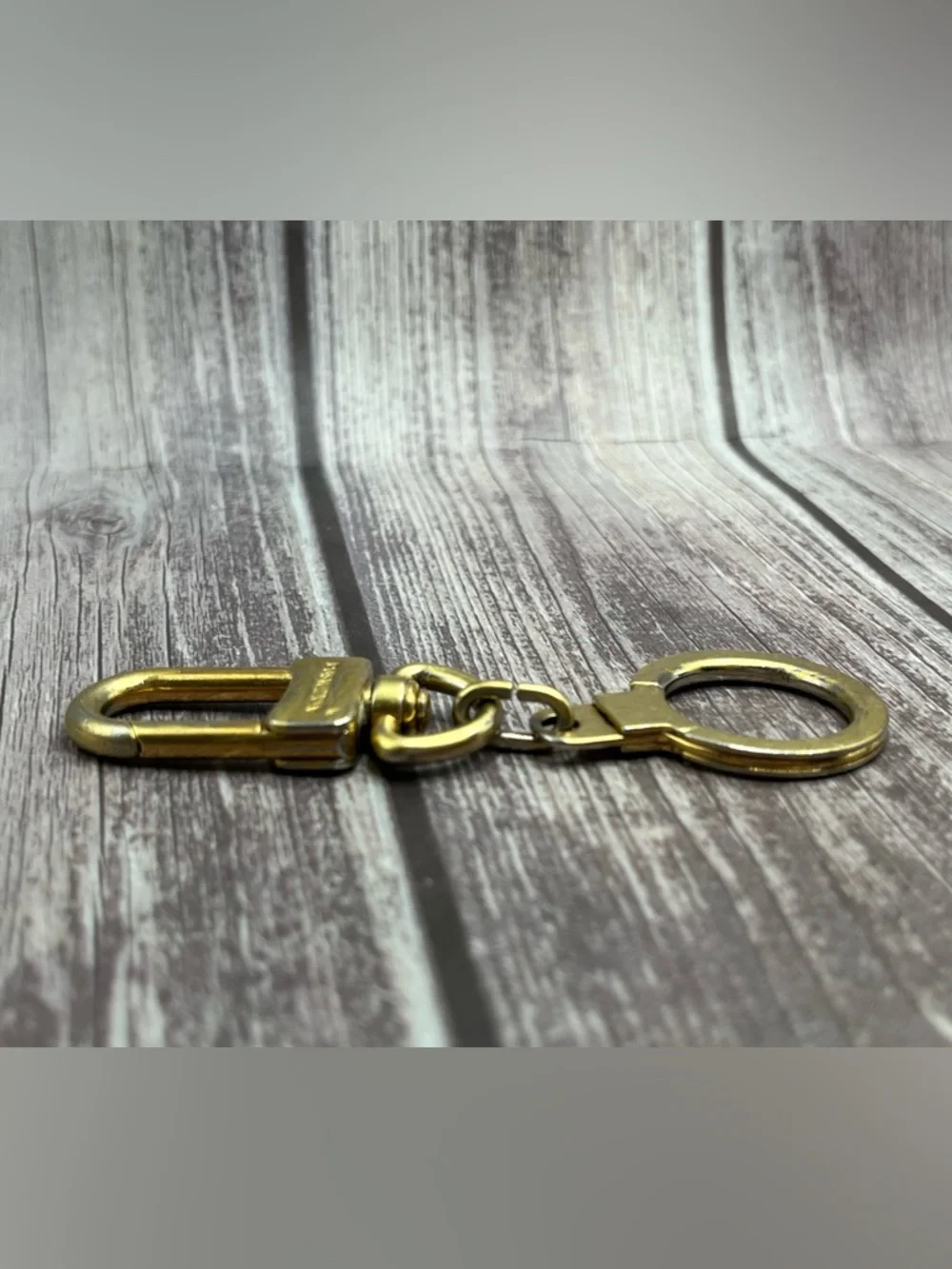 LOUIS VUITTON Anneau Cles Chain Strap Extender Charm Keyholder Key Ring Gold